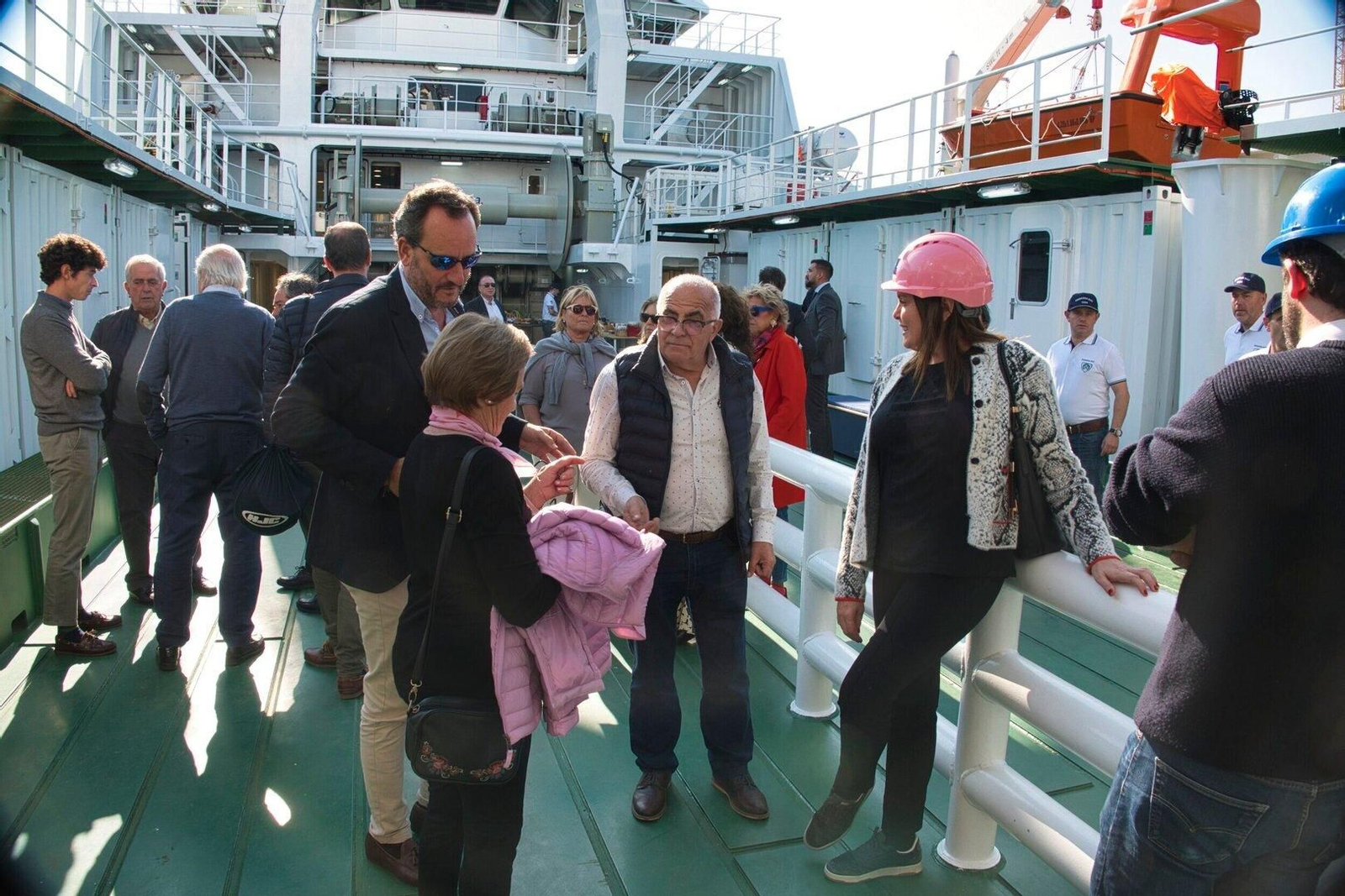 Visita al buque Hadassa Bay en astilleros Ría de Vigo.