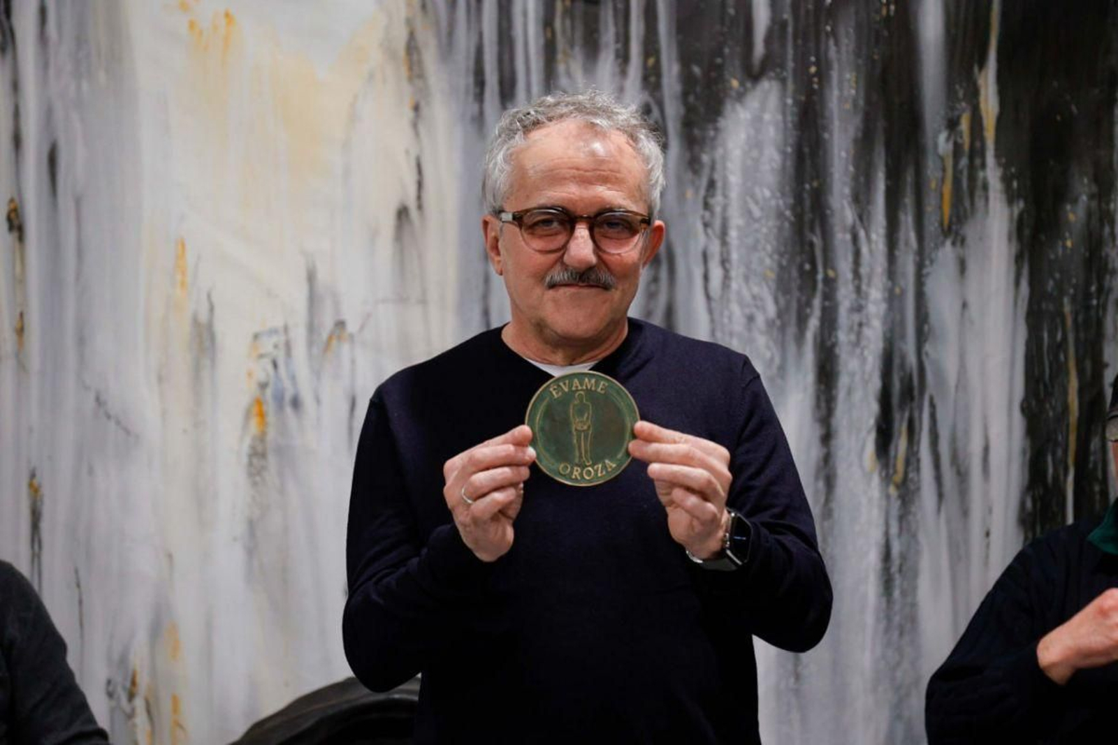 ‘Morris’, co premio Évame Oroza.