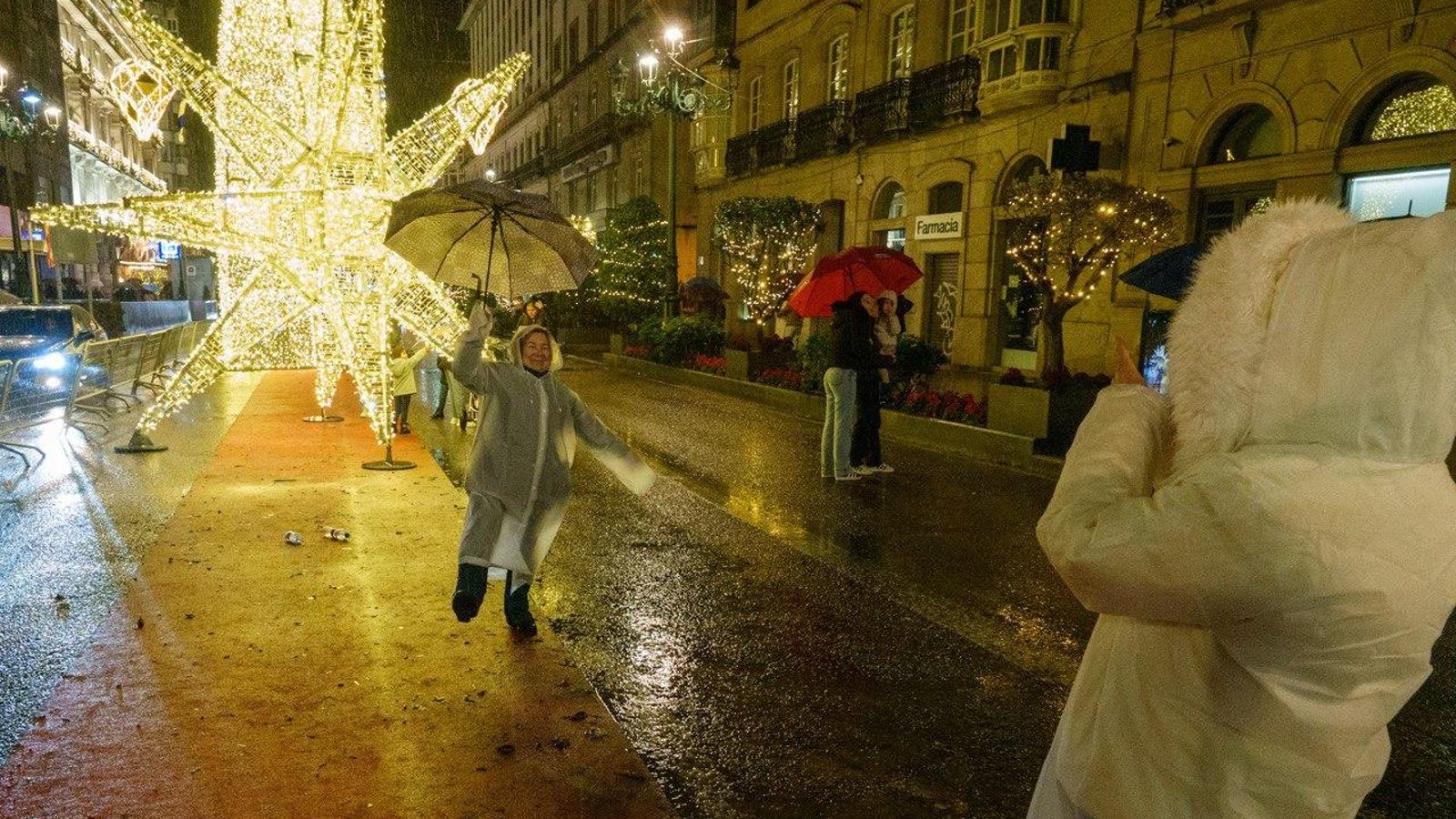 Galería | Vigo se ilumina con las luces de Navidad 2025