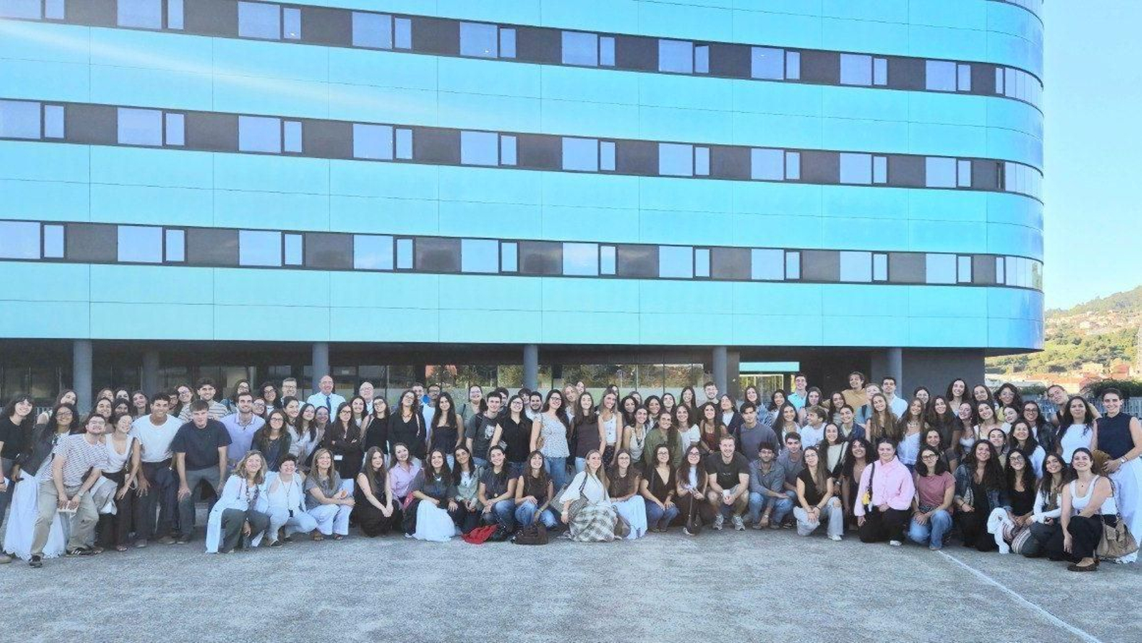 Estudiantes de 5º de Medicina en el Cunqueiro.