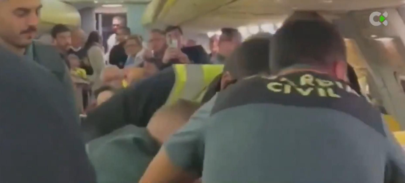 Momentos en los que intervino la Guardia Civil.