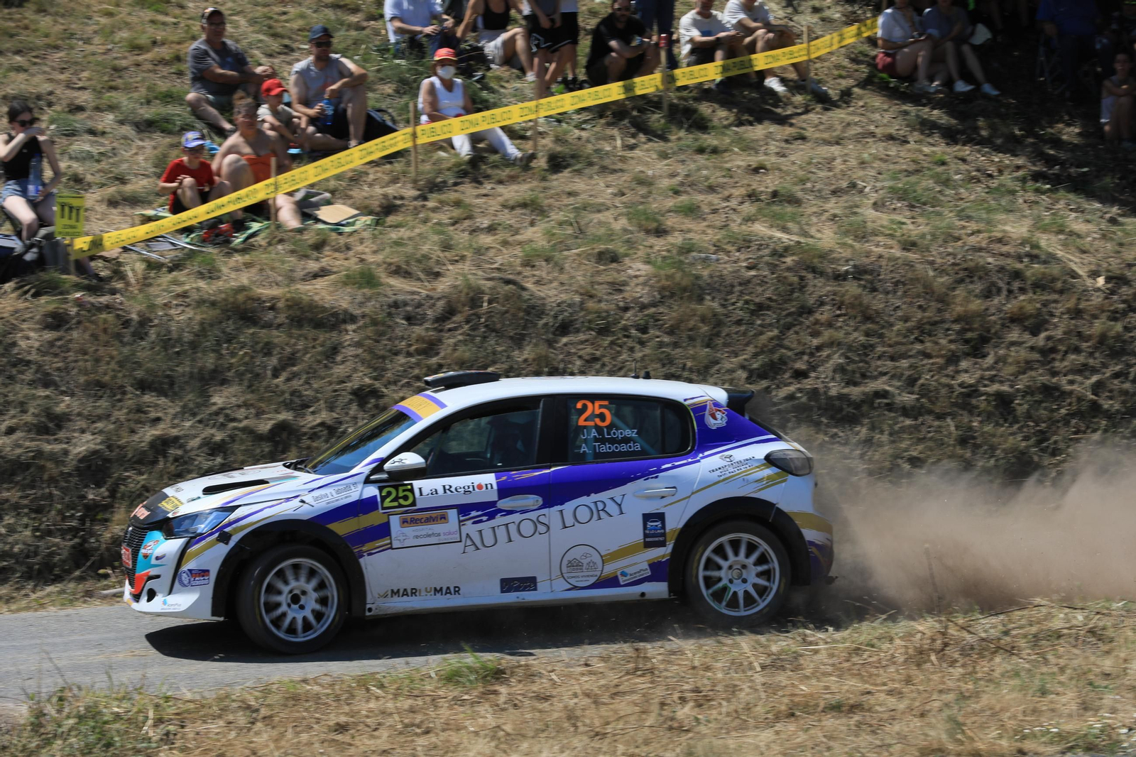 Galería | El público disfruta del Rally de Ourense en el tramo Cartelle-Toén, en fotos