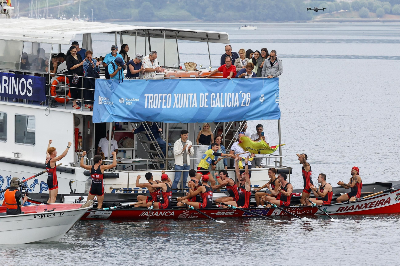 Galería | Emocionante bandera de traineras en Redondela