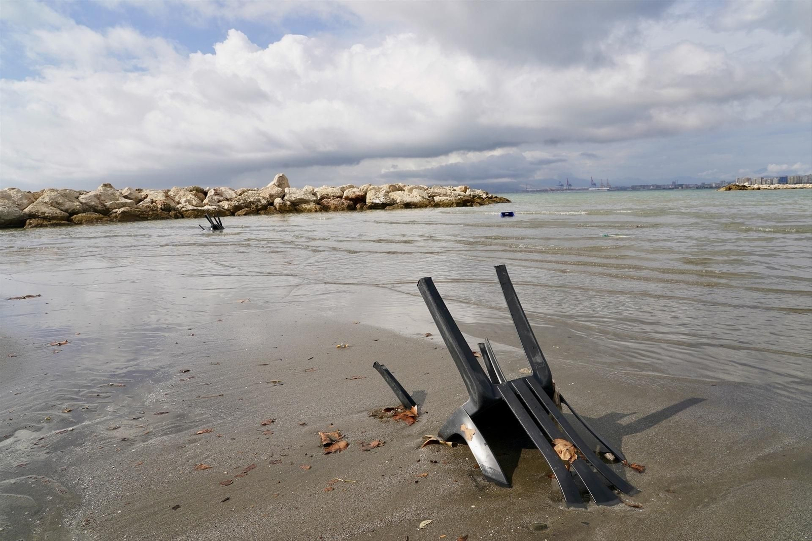 Galería | Calles anegadas y lluvias torrenciales: el paso de la DANA por el Mediterráneo