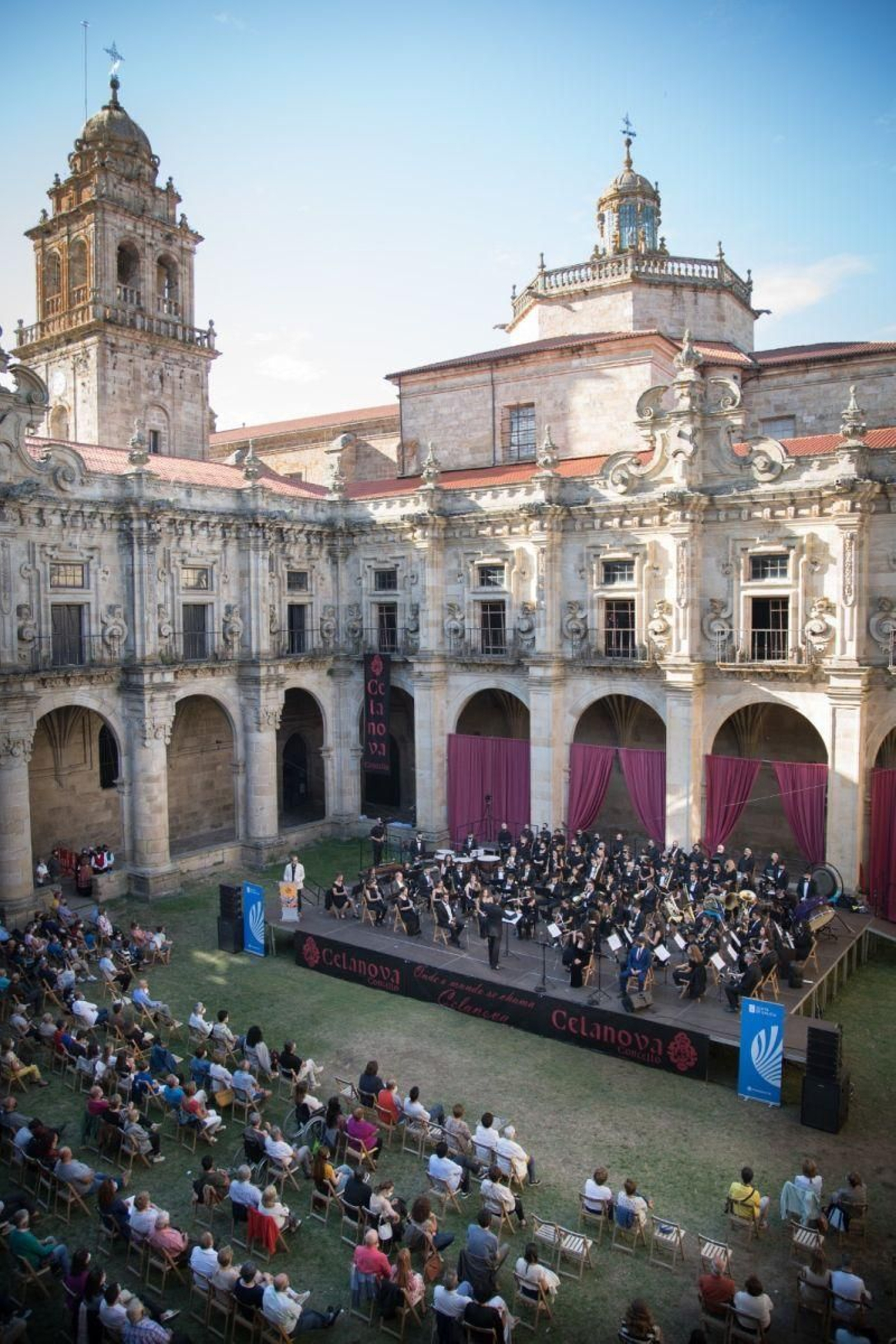 Concierto de la Banda de Música de Celanova en el monasterio de San Salvador.