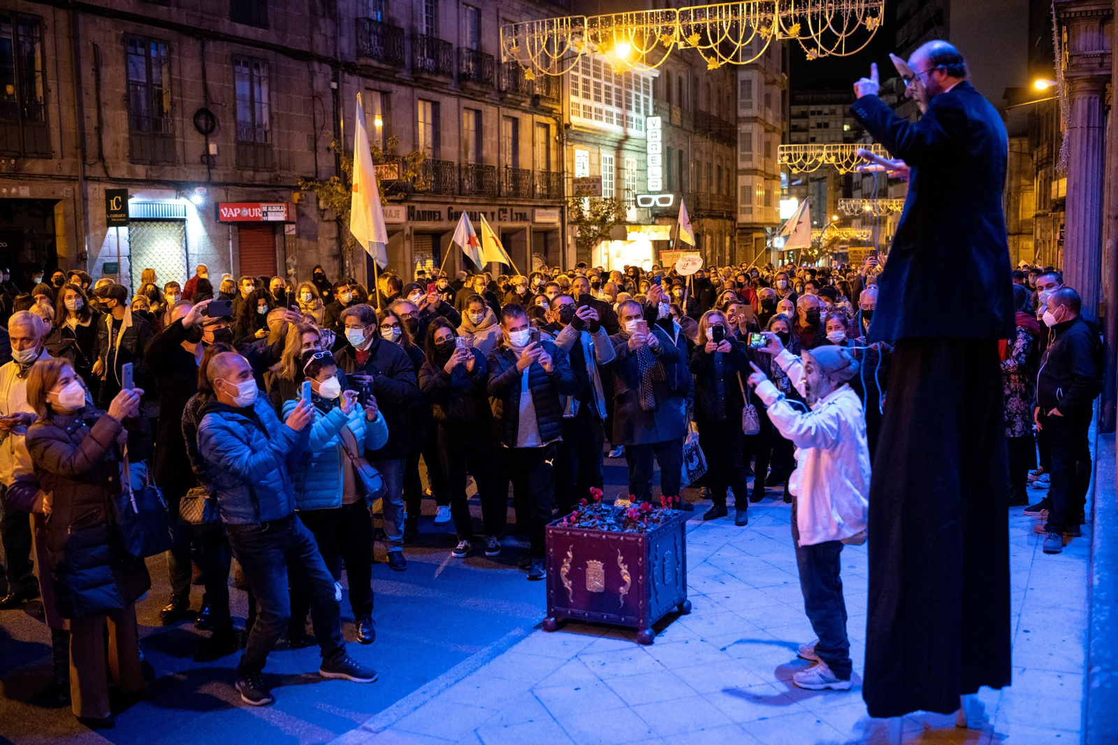 La manifestación de SOS Ourense colapsa la ciudad // FOTO: ÓSCAR PINAL