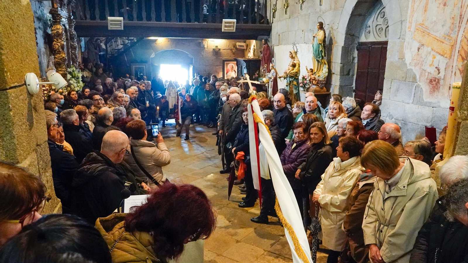 Galería | Vigo celebra As Candelas pese a la lluvia