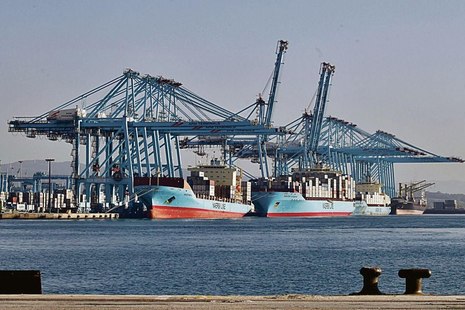 Buques de Maersk en el puerto de Algeciras.