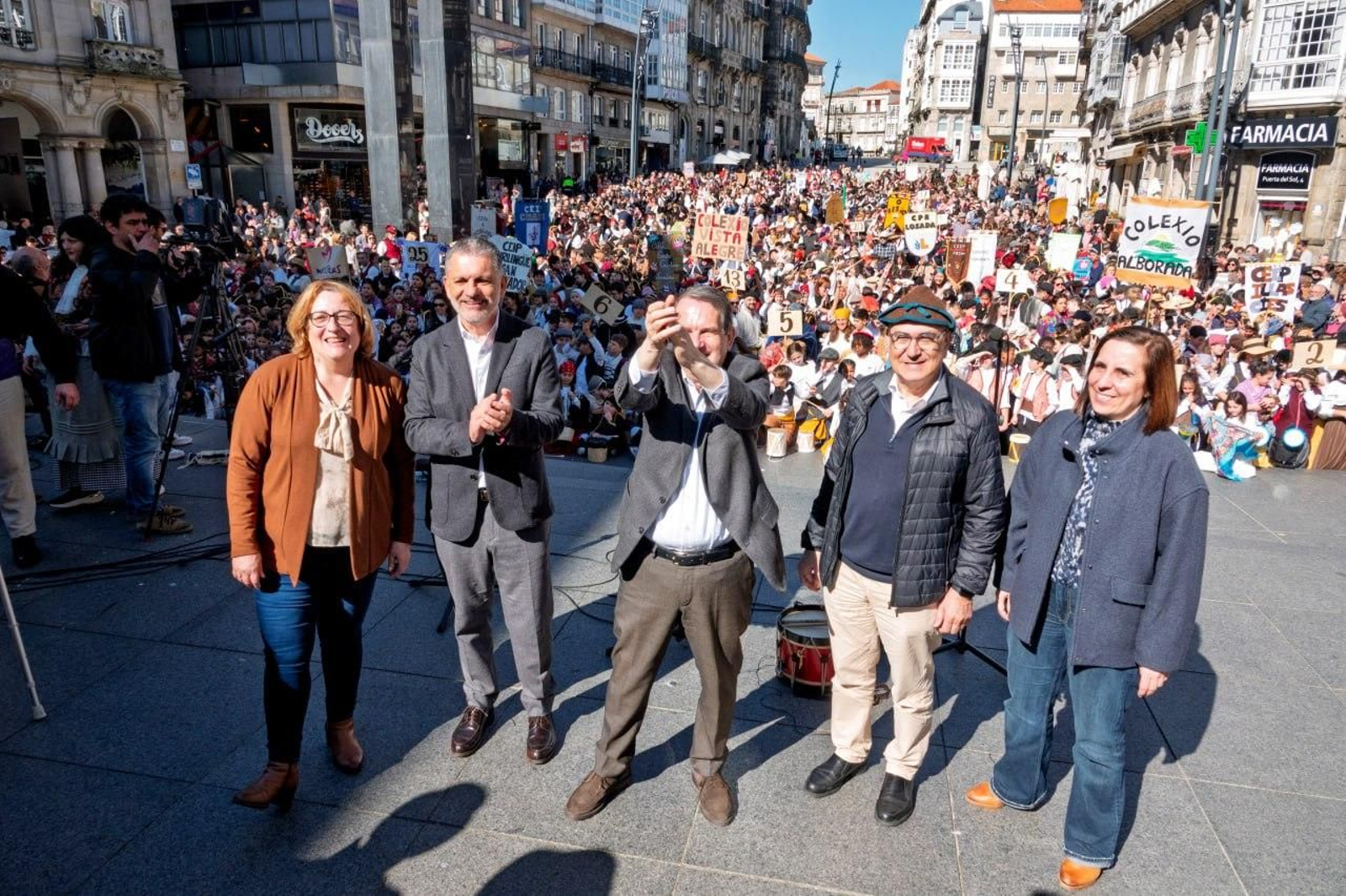 Galería | Cientos de niños toman Vigo por la Reconquistiña