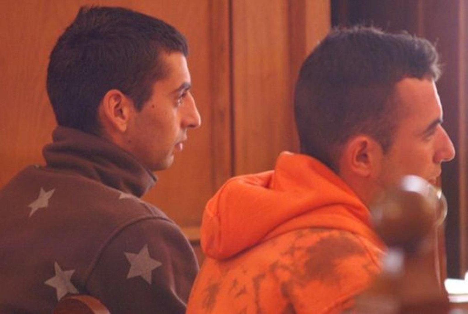 Manuel y Roi, durante el juicio con jurado celebrado en 2009 en la Audiencia.