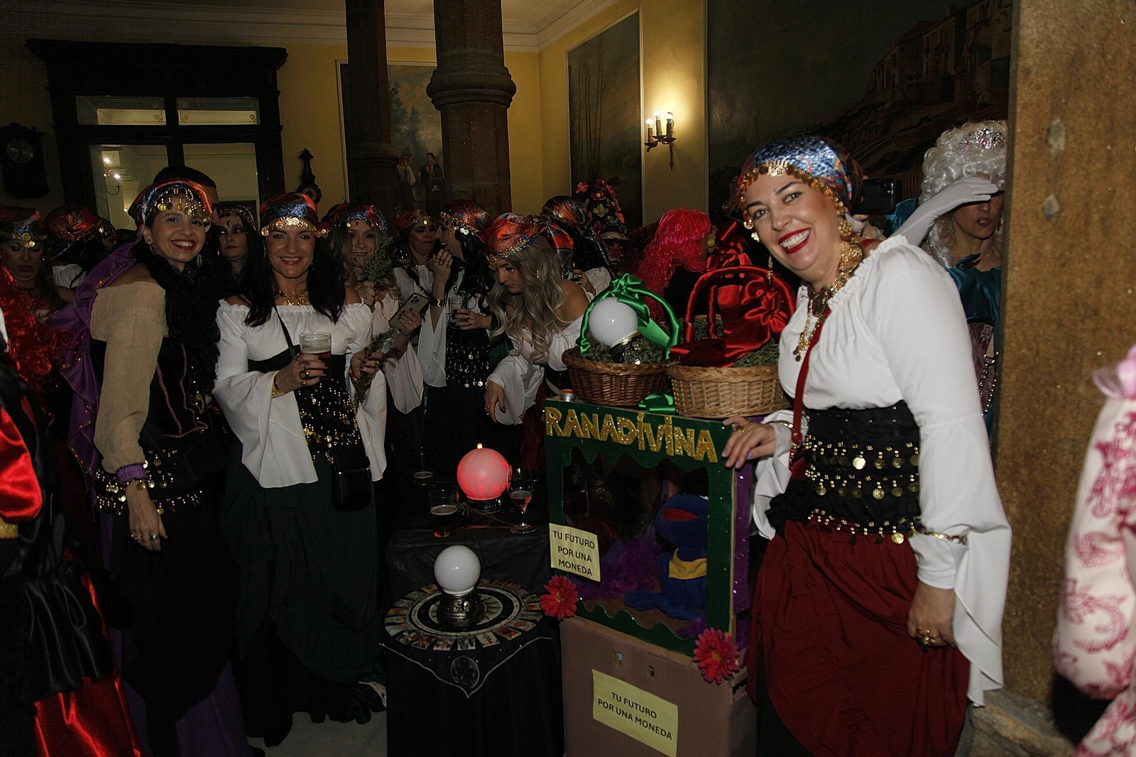 Galería | Así celebró Ourense el Xoves de Comadres