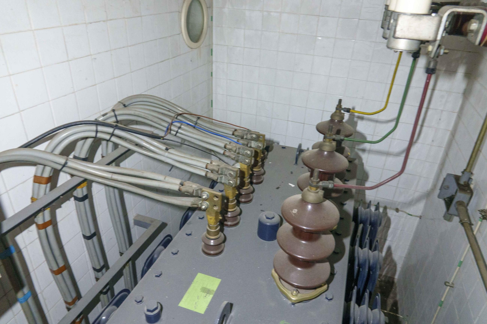 Galería | El interior del búnker nuclear que se esconde en O Castro