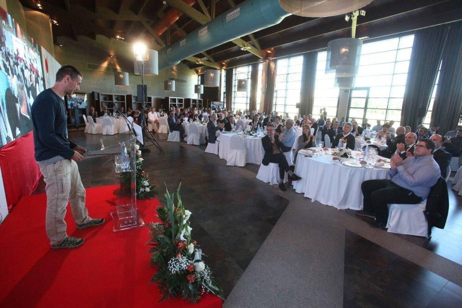 Karel de Beule, en el Foro La Región - 08