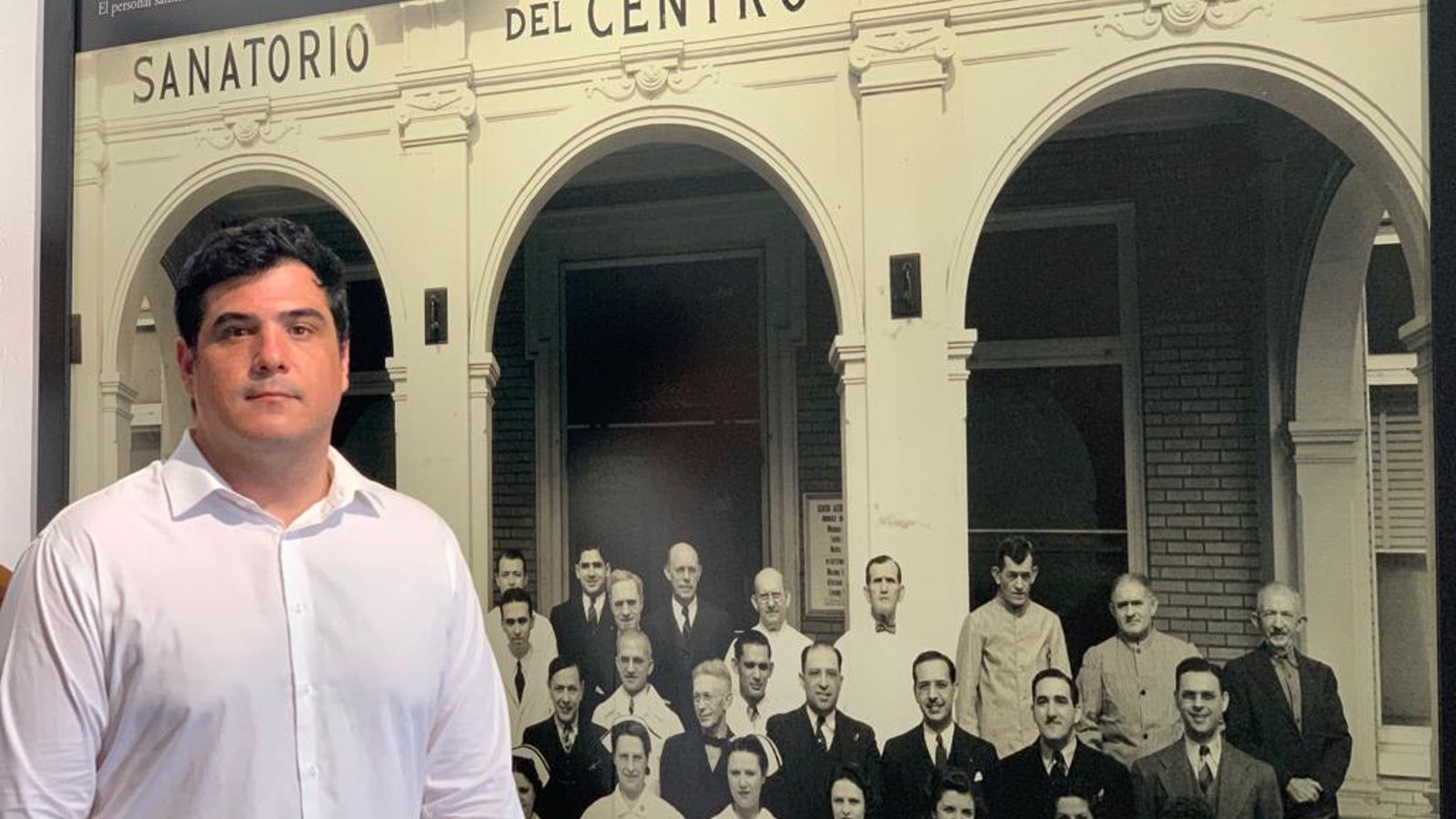 El portavoz de CeDEU recorrió las distintas salas del Museo de la Emigración.