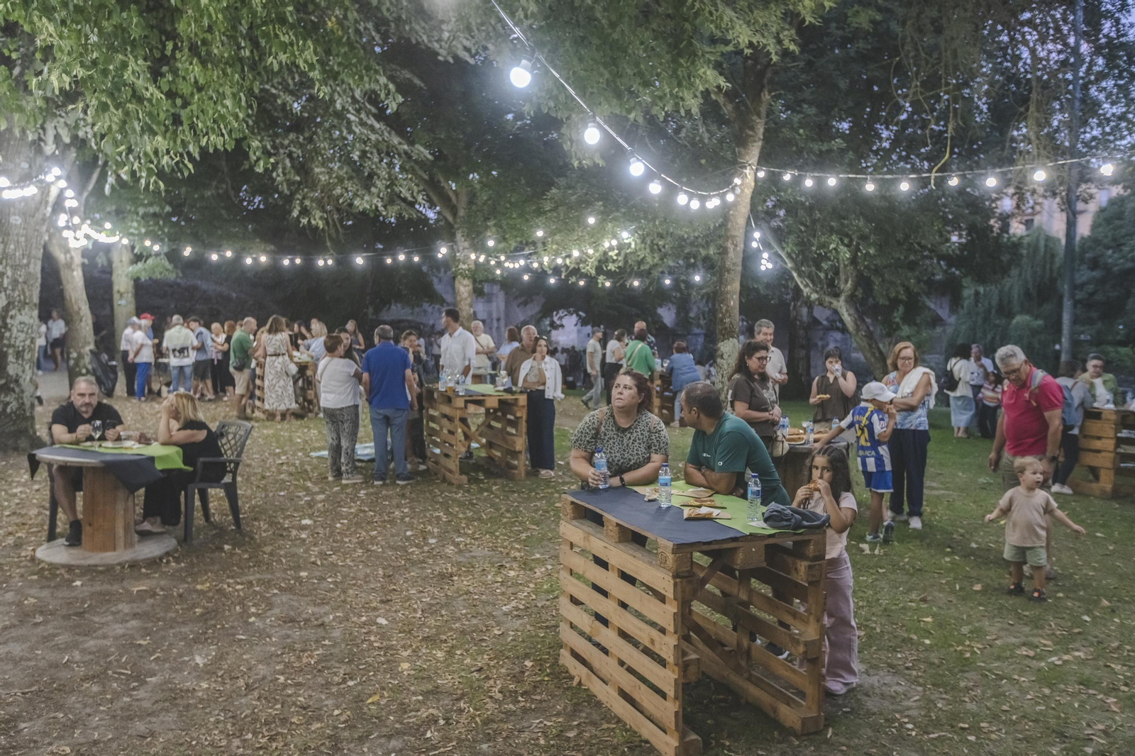 Galería | Allariz se da un gran festín de empanada