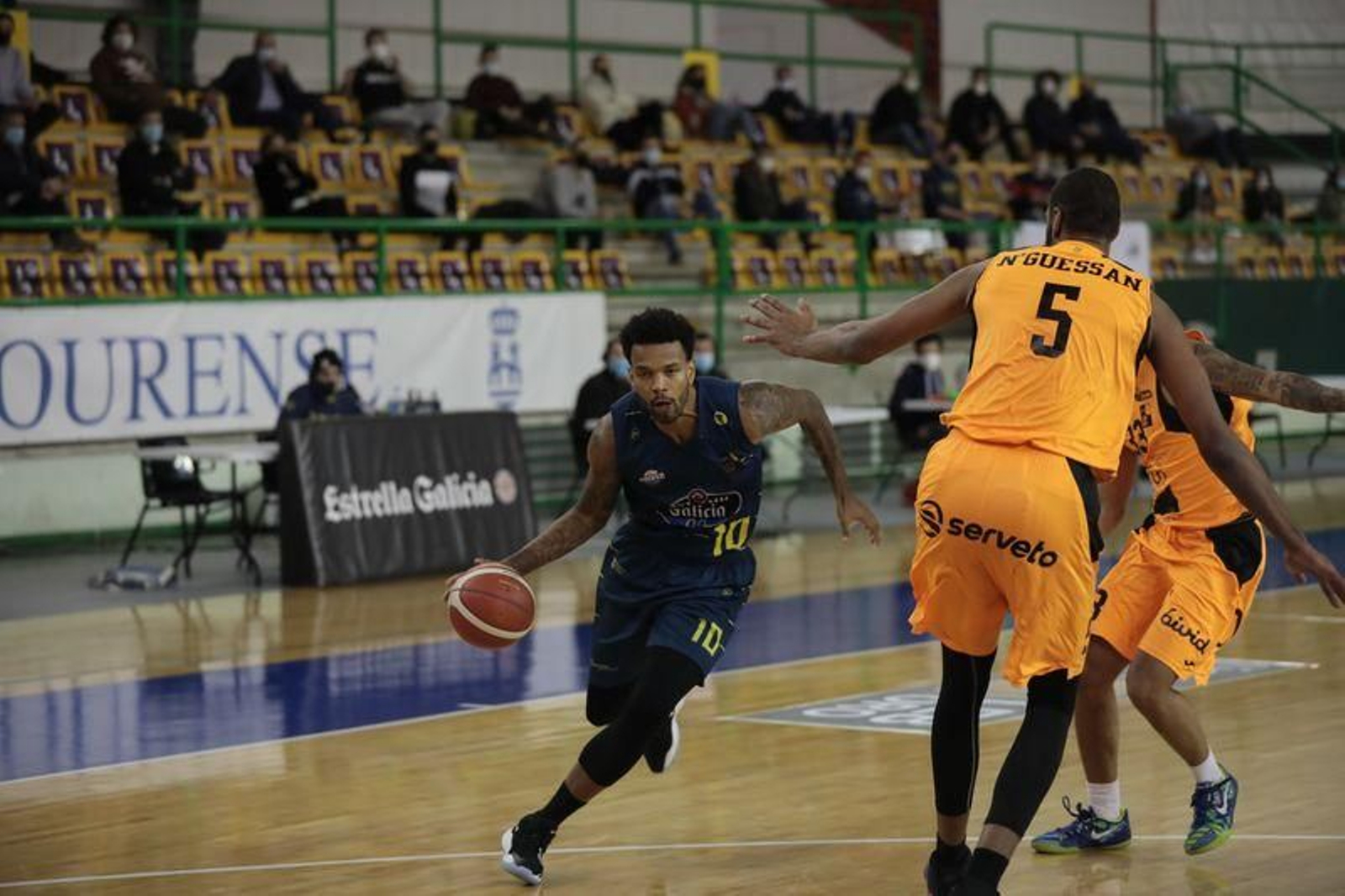 El COB empieza la segunda fase con una victoria ante el Lleida (JOSÉ PAZ)