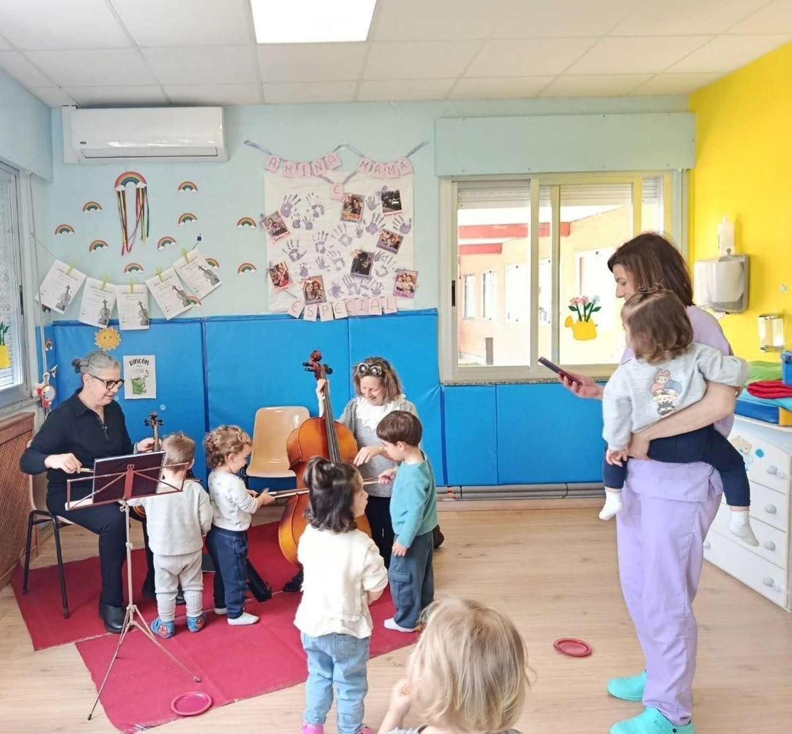 Concerto infantil no Punto de Atención á Infancia de Sandiás.