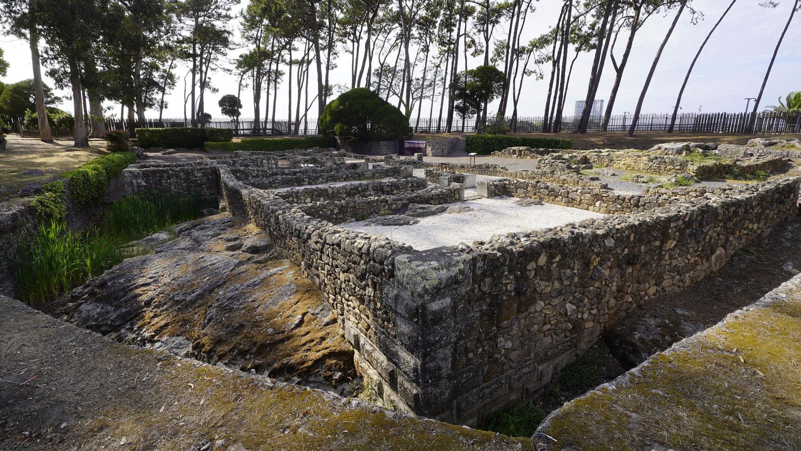 Mirambell es la única villa romana excavada por completo en Galicia.
