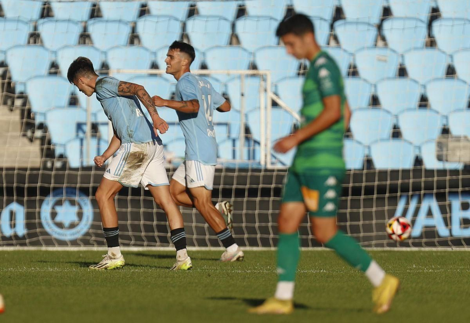 Miguel Román anotó su primer gol desde la llegada al filial celeste el pasado verano.