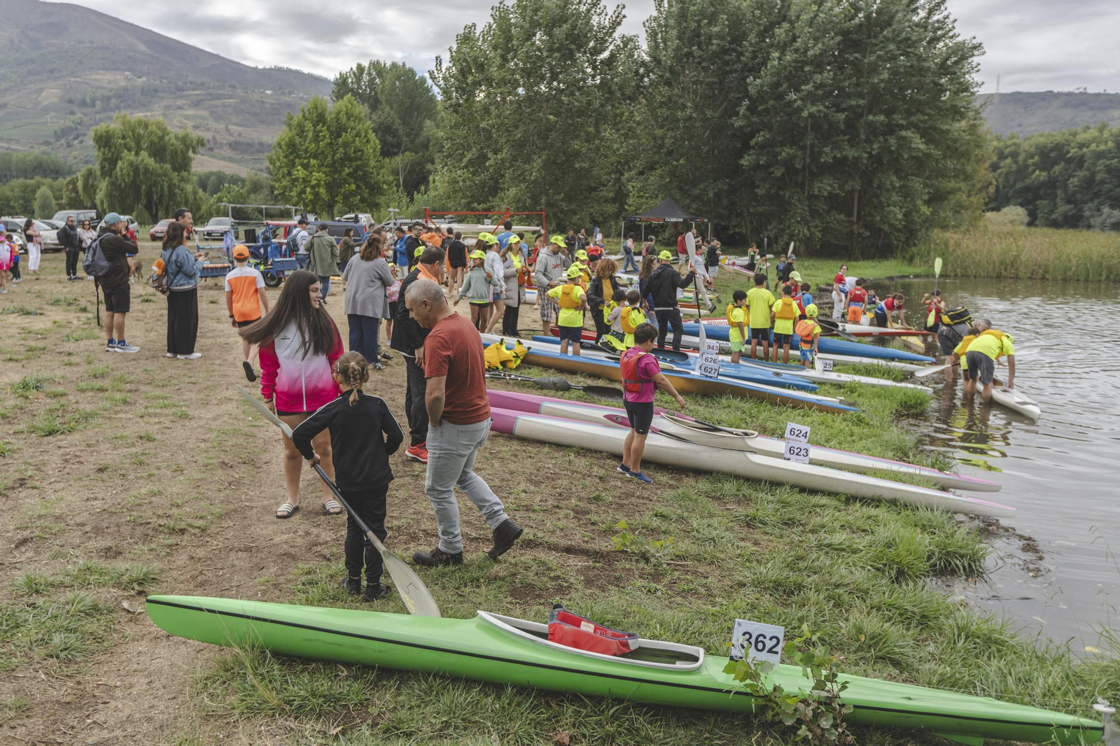 El Piragüismo Ourense dominó en A Rúa