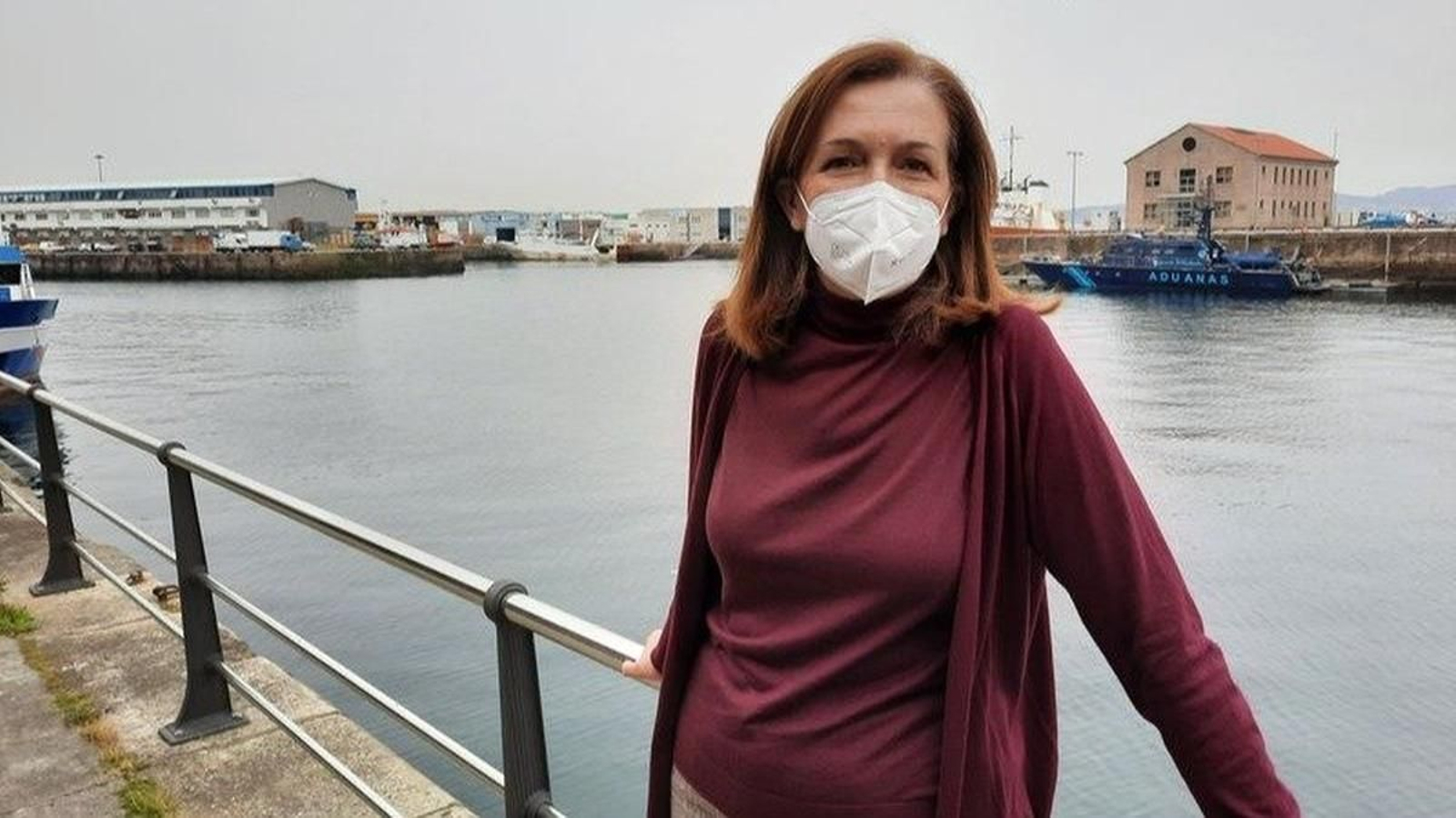 Elvira Larriba incide en cómo las familias de marineros sienten suyo el dolor por el “Villa Pitanxo”.