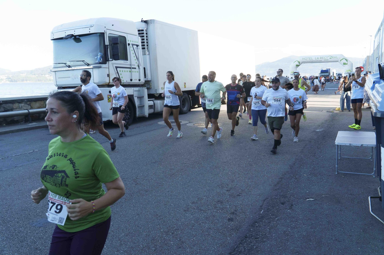 Galería | El puerto pesquero de Vigo acoge hasta cinco carreras organizadas por Carlos Adán