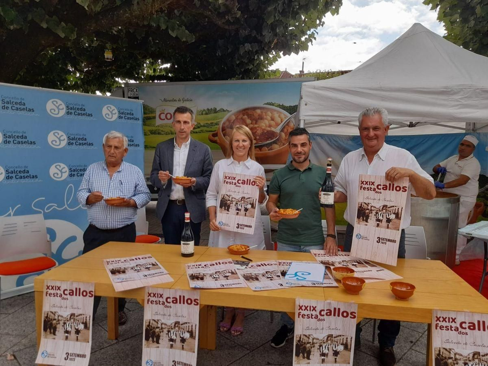 Alejandro Alonso (cocinero), A. Rodríguez (Coren),  Castiñeira y Álex, y A. Méndez (Rubiós).
