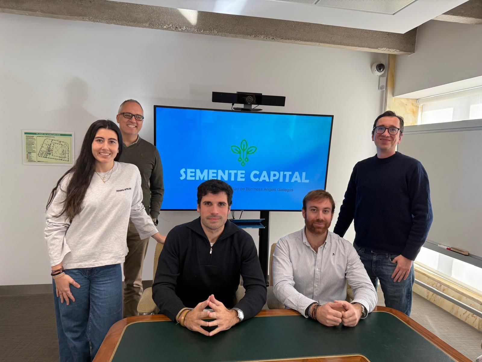 Los cofundadores de Semente Capital, Emilio Froján y Pedro Ojea, en la asamblea de comunidad de business angel gallegos.