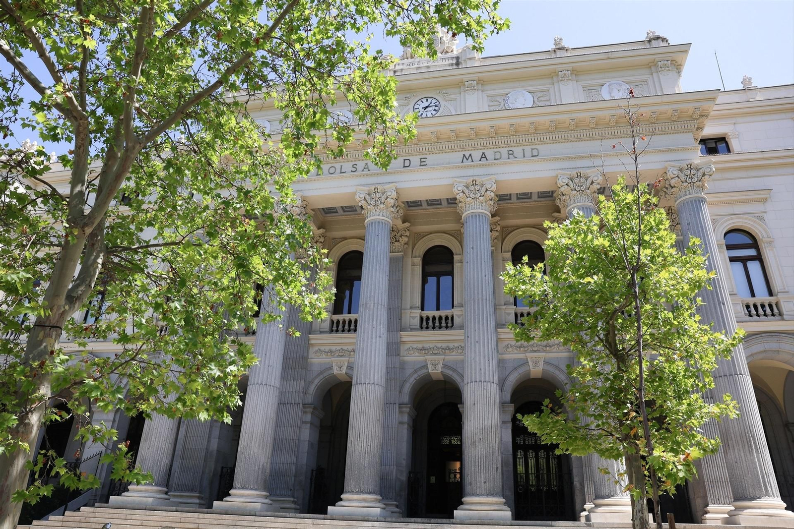 Fachada de la Bolsa de Madrid