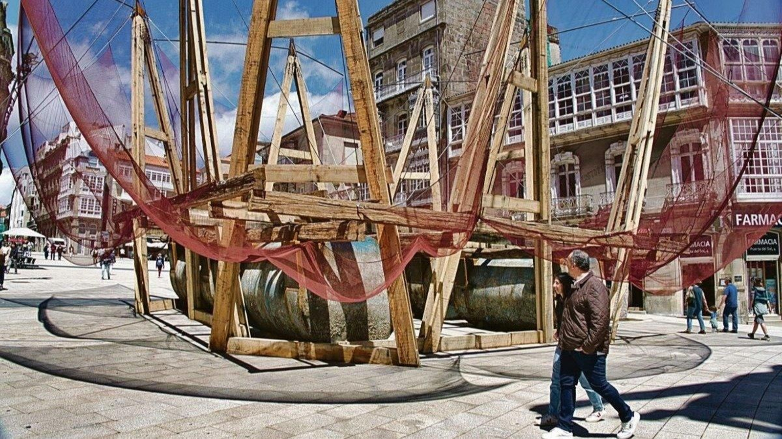 Desde el 13 de junio hasta el 14 de julio, la sede del Festival de Arquitectura será la Porta do Sol con la batea como imagen principal.