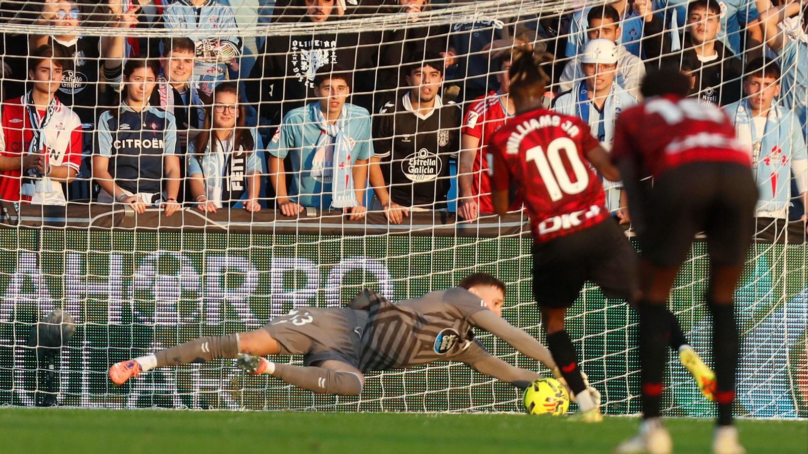 El Celta y el Athletic se enfrentan en Balaídos