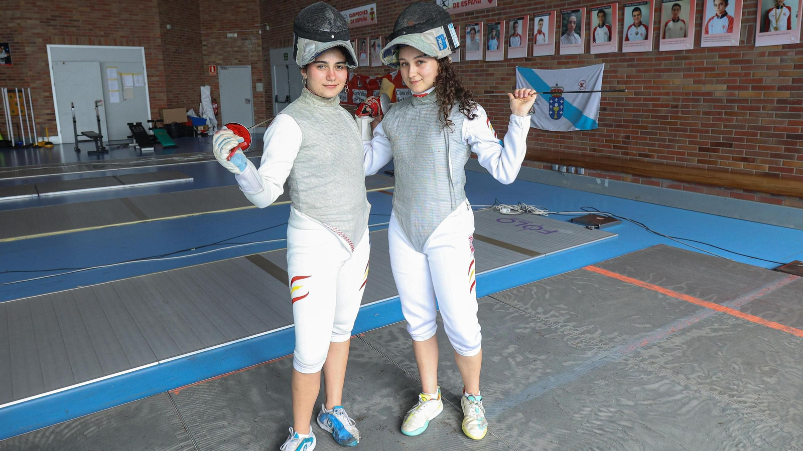 Nerea y Marta Dorelle empezaron en el esgrima casi por casualidad y ahora aspiran a lo más alto.
