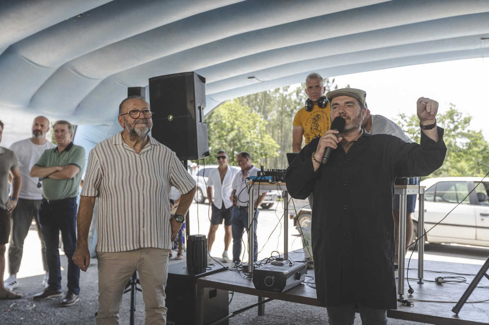 Galería | A Merca disfruta de una gran Festa do Porco ó espeto, en fotos