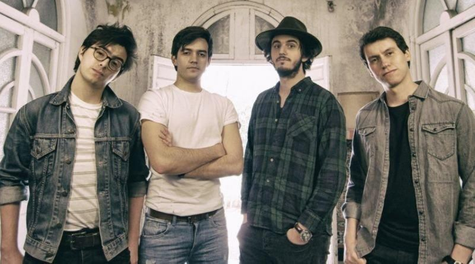 Juan Pablo Isaza (con el sombrero) con el resto de Morat, tiene prácticamente todo vendido en el Auditorio.