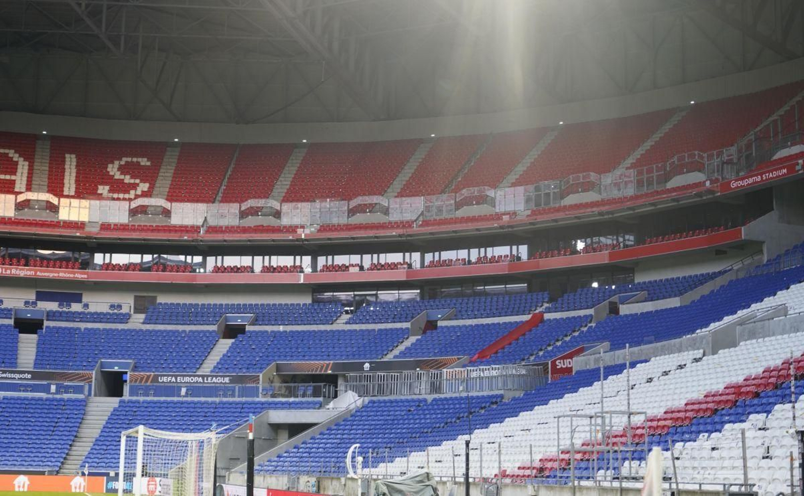 El Groupama Stadium se construyó para la Eurcopa 2016. Los seguidores célticos estarán ahí arriba.