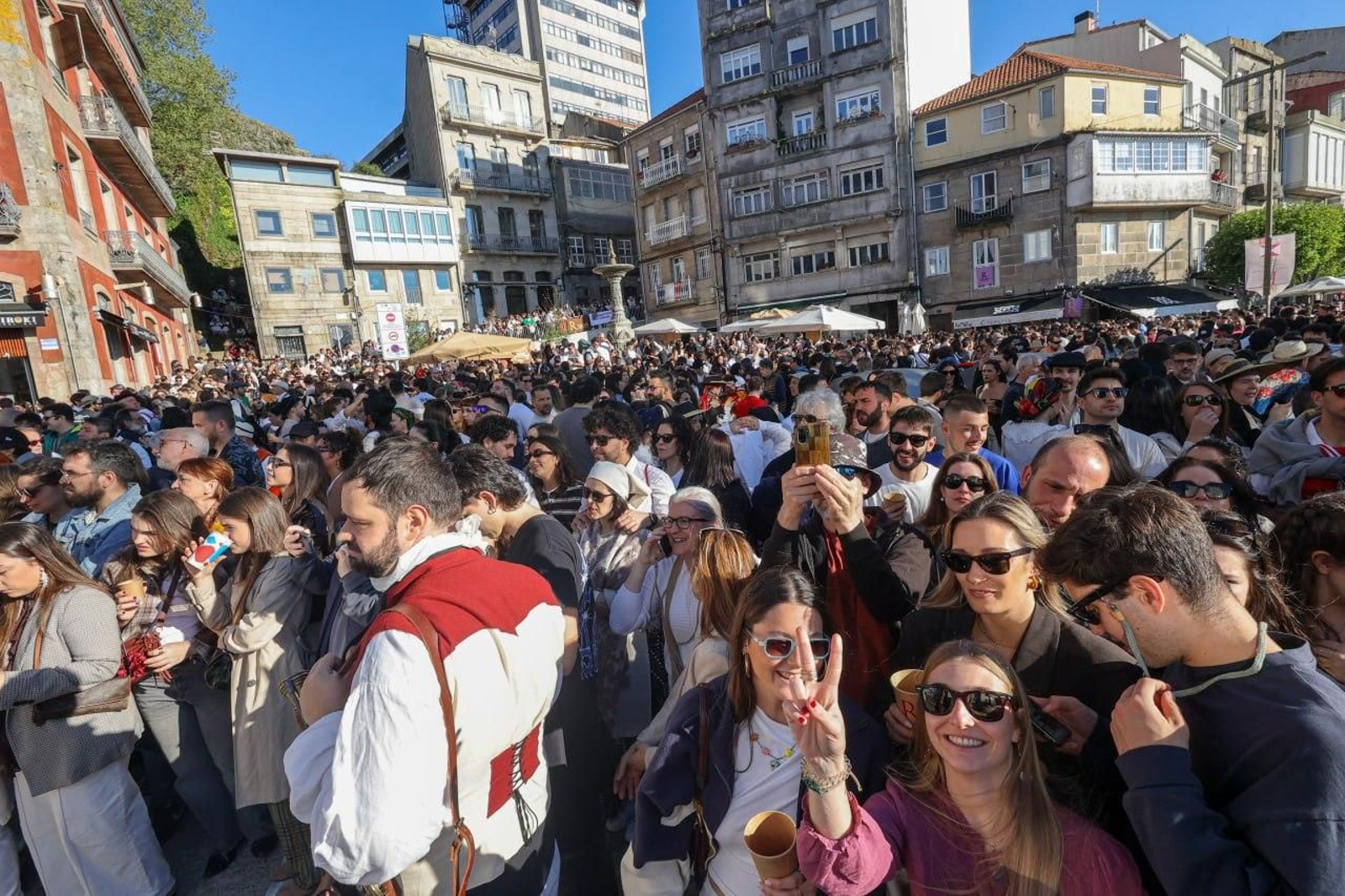 Galería | El Casco Vello de Vigo se llena de vida el sábado por la Reconquista