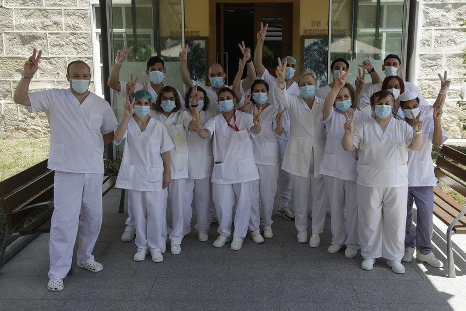 Mensaje de ánimo de los sanitarios.