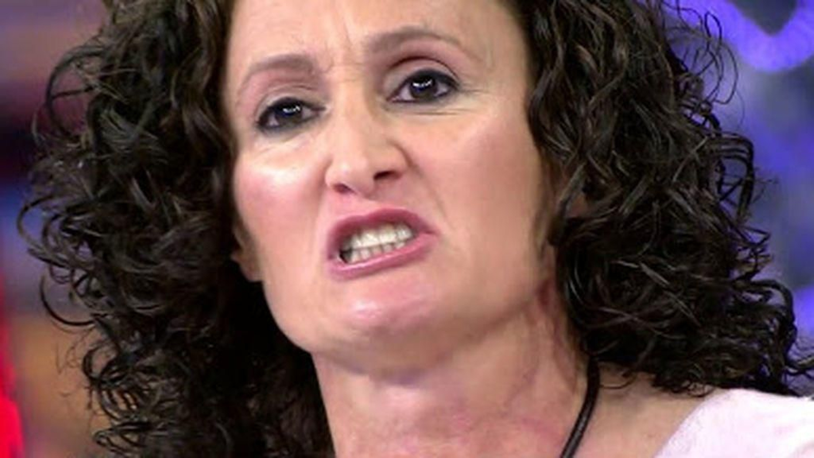 Dulce reaparece y ataca a Isabel Pantoja.