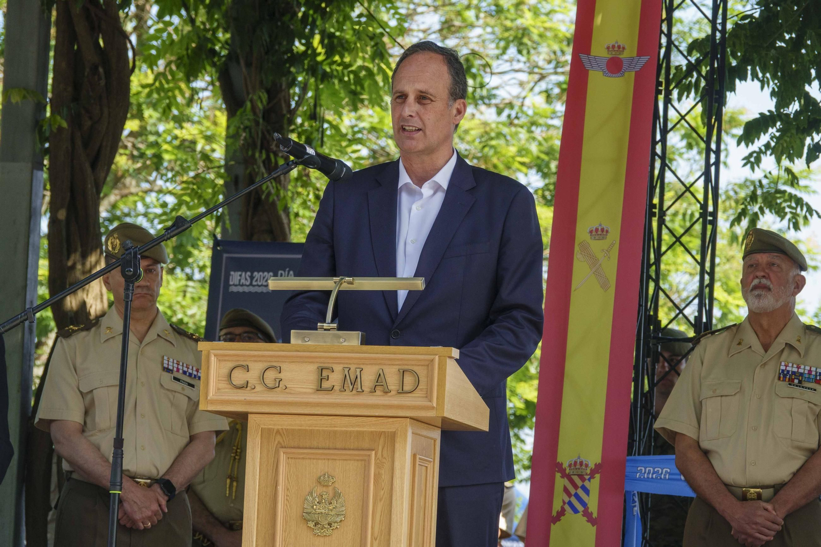 Galería | Comienza la programación del Día de las Fuerzas Armadas en Vigo