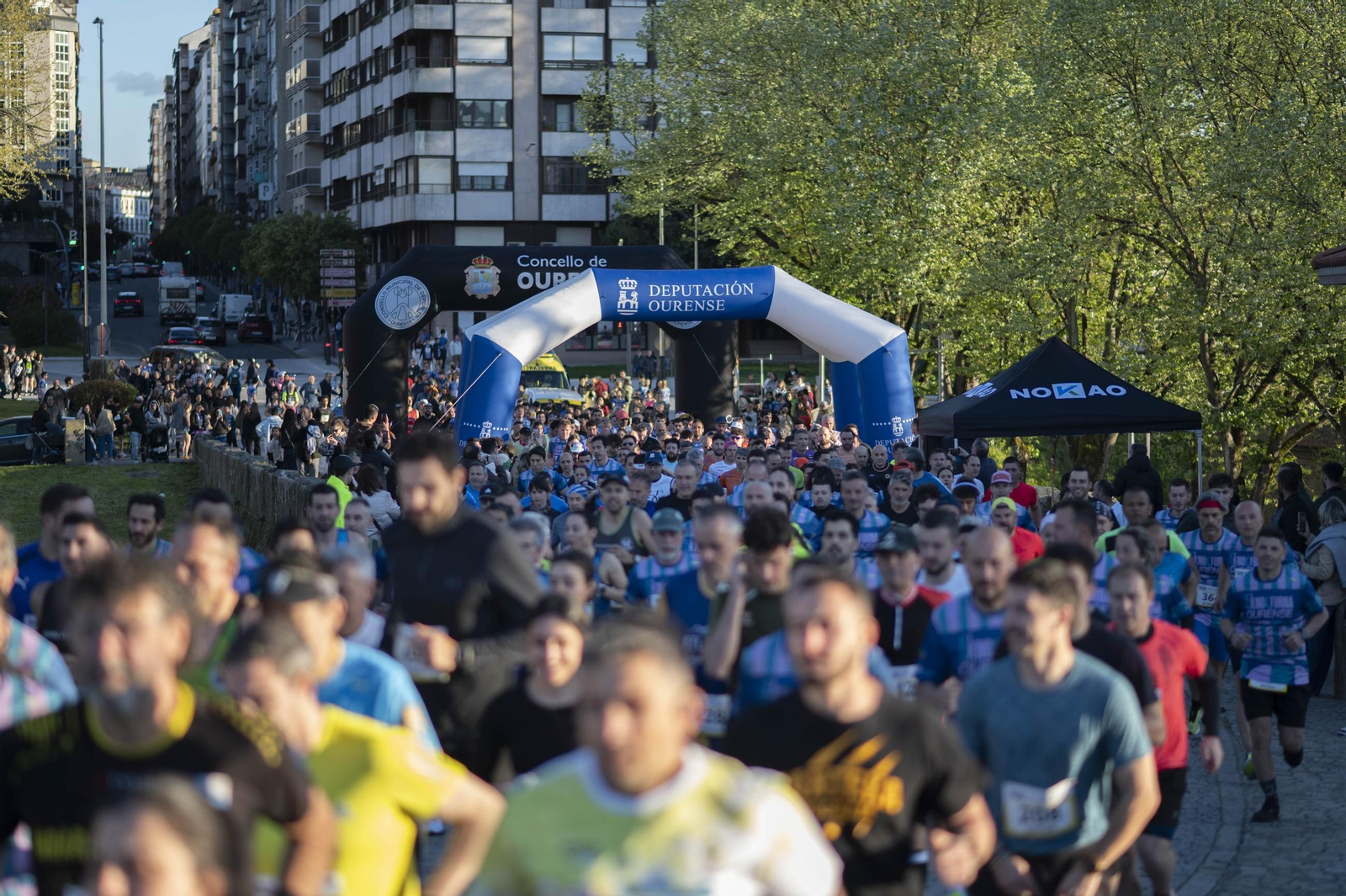 Galería | Ourense disfruta de una edición más de su carrera nocturna