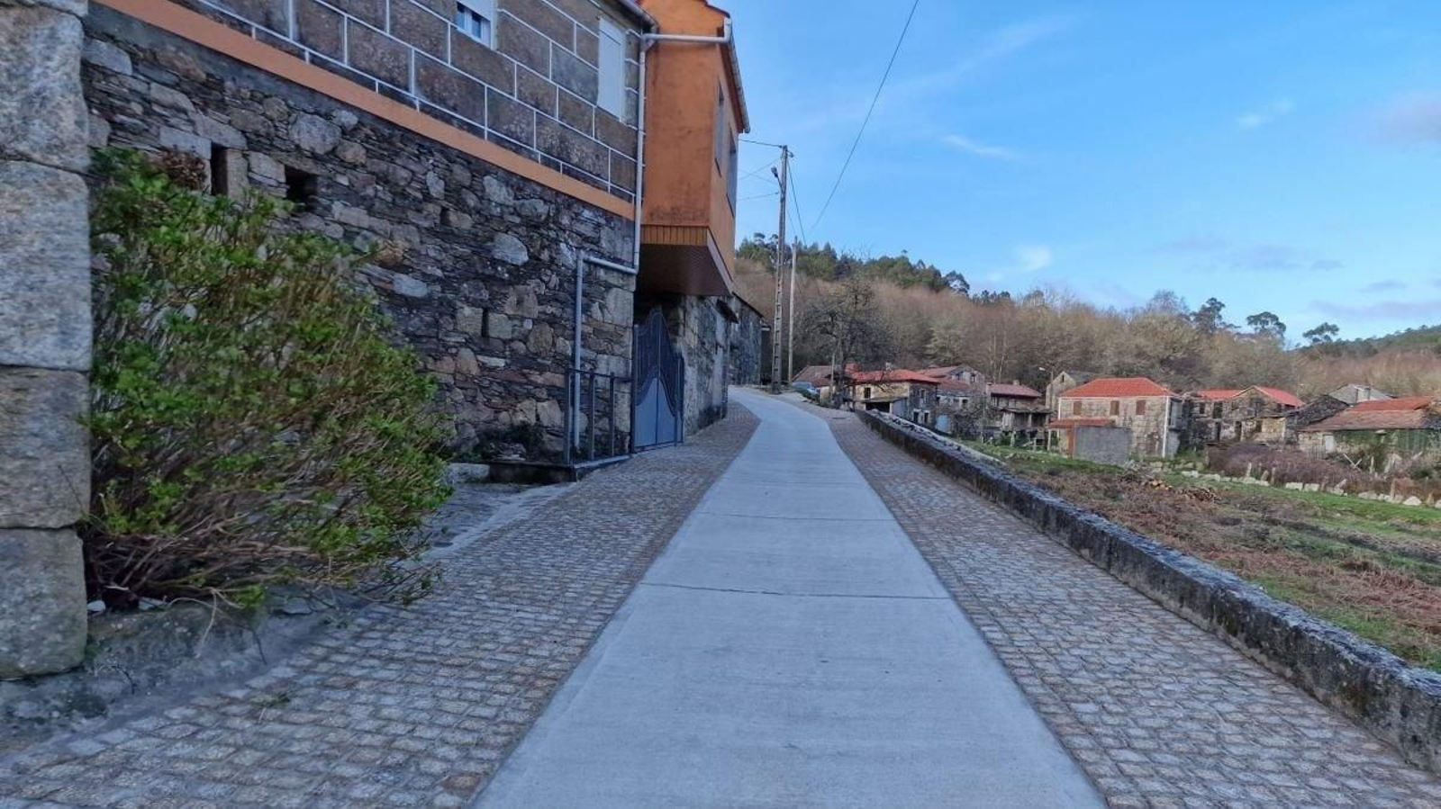 El camino de Muradás, cuyas obras están acabadas.