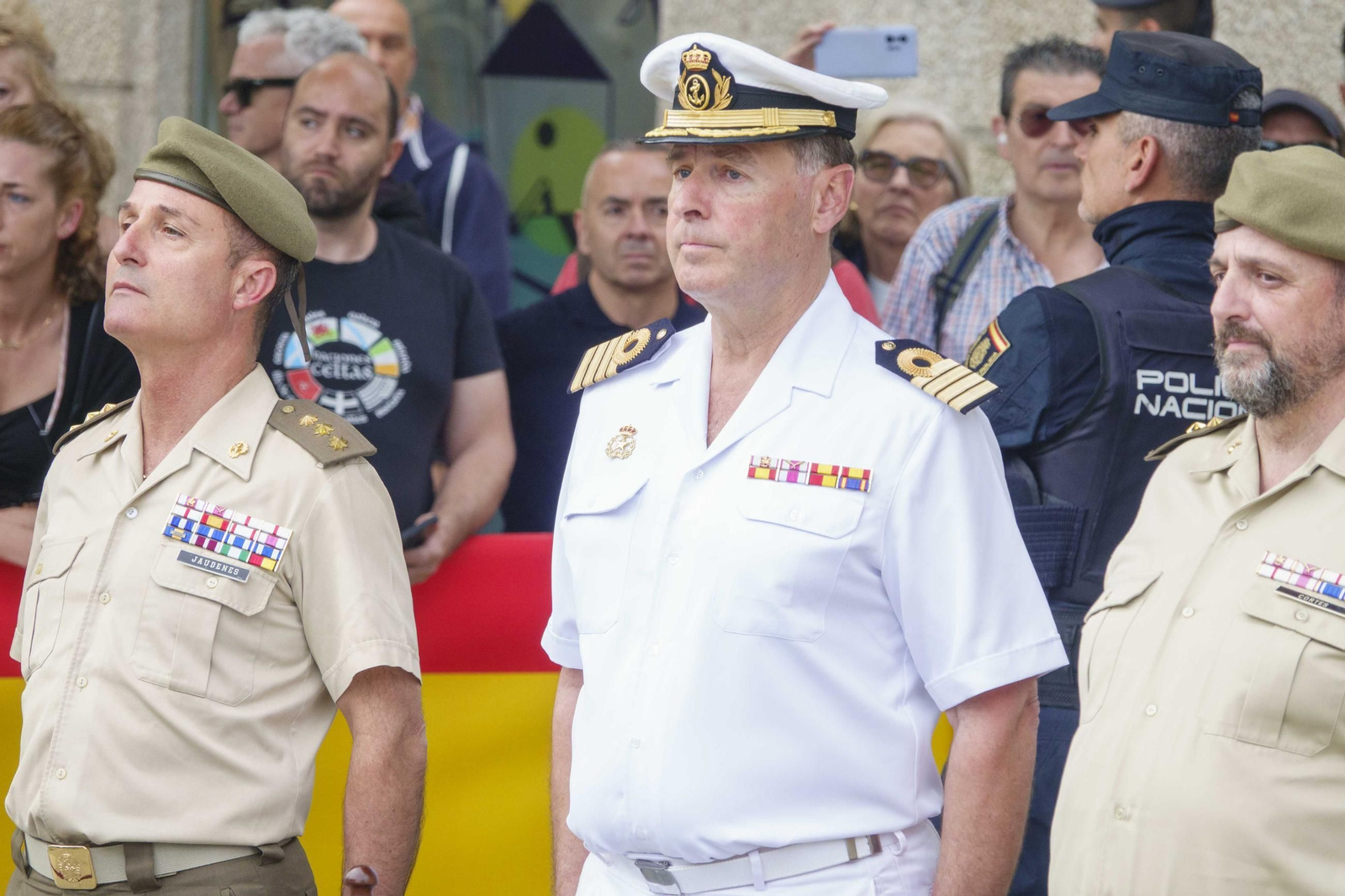 Galería | Comienza la programación del Día de las Fuerzas Armadas en Vigo