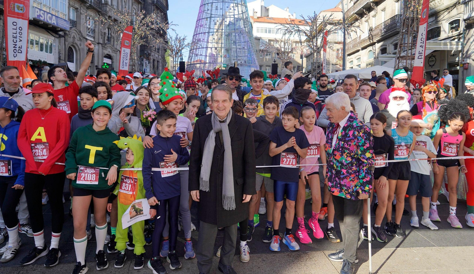 Galería | Disfraces y atletismo en la San Silvestre de Vigo 2025